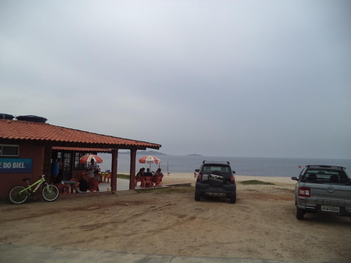 Residencia Cajueiros Villa Itaipuaçu Exterior foto